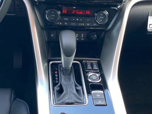 New 2025 Mitsubishi Eclipse Cross SEL image 7