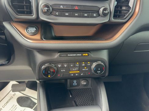 Certified 2022 Ford Bronco Sport Outer Banks w/ Tech Package AWD/4WD image 21