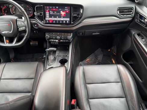 Used 2025 Dodge Durango GT image 17