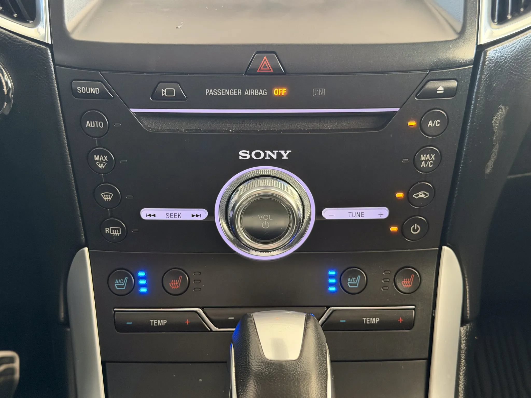 Used 2018 Ford Edge Sport w/ Equipment Group 401A AWD/4WD image 33
