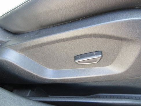 Used 2024 Ford Edge SEL w/ Convenience Package image 32