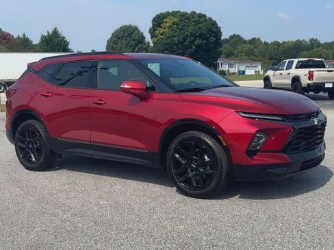 Certified 2024 Chevrolet Blazer RS w/ Enhanced Convenience Package FWD image 2