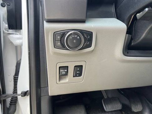 Used 2020 Ford F150 XLT w/ Equipment Group 301A Mid RWD image 18