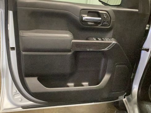 Used 2021 Chevrolet Silverado 1500 LTZ image 10