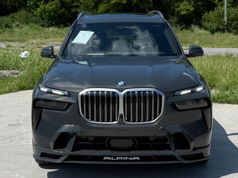 Used 2024 BMW ALPINA XB7 AWD/4WD image 5