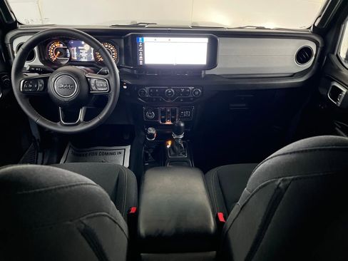 Used 2024 Jeep Wrangler Sport S image 30
