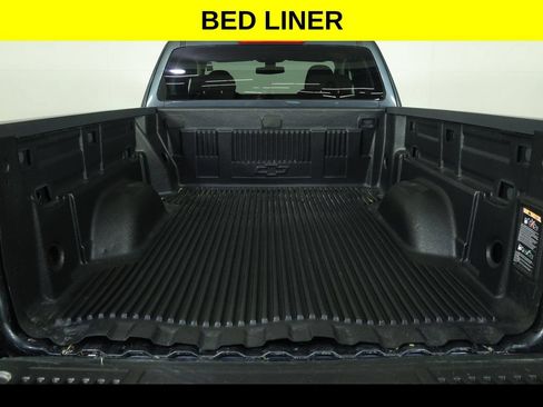 Used 2018 Chevrolet Colorado W/T w/ WT Convenience Package RWD image 5
