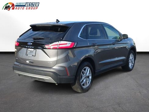 Used 2024 Ford Edge SEL image 6
