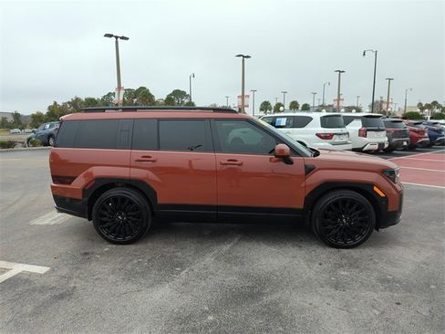 Used 2025 Hyundai Santa Fe Calligraphy image 2