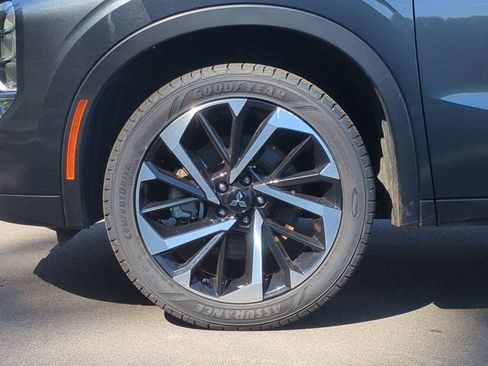 Used 2024 Mitsubishi Outlander SE Black Edition AWD/4WD image 19