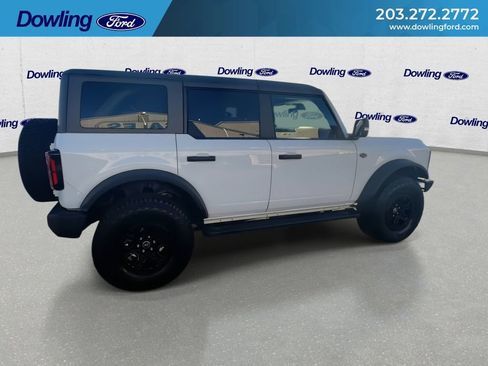 Used 2024 Ford Bronco Wildtrak image 3