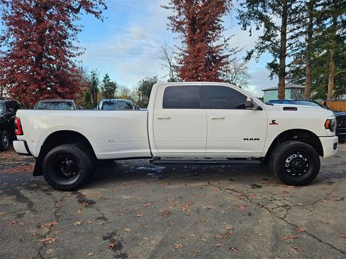 Certified 2020 RAM 3500 Big Horn w/ Night Edition image 8