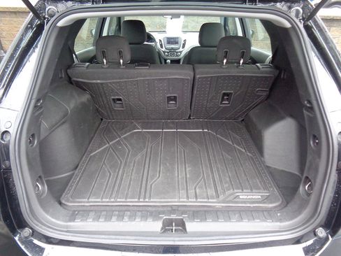 Used 2020 Chevrolet Equinox LS w/ LPO, Floor Liner Package AWD/4WD image 9
