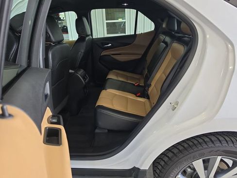 Used 2023 Chevrolet Equinox Premier AWD/4WD image 23
