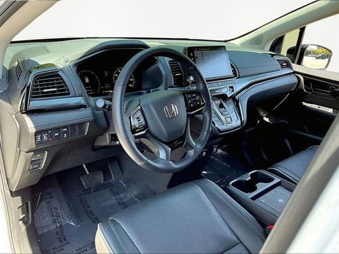 Used 2025 Honda Odyssey Elite image 15