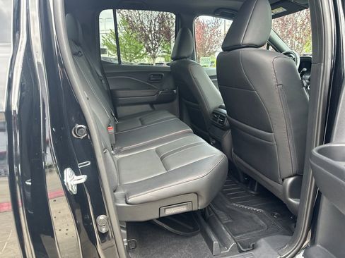 Used 2025 Honda Ridgeline TrailSport image 15