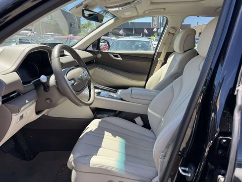 Used 2023 Genesis GV80 3.5T AWD/4WD image 13