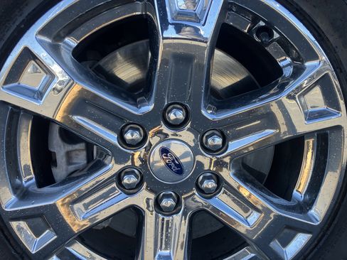 Used 2021 Ford F150 XLT w/ Equipment Group 302A High image 9