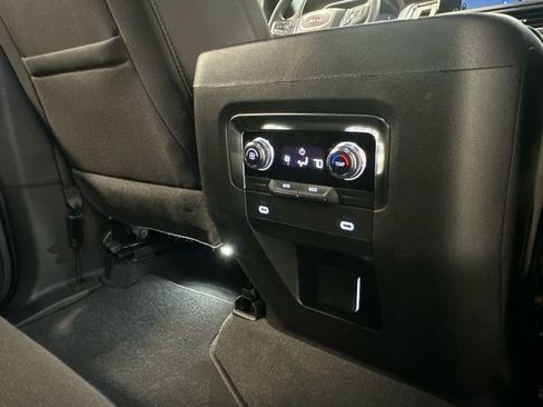 Used 2024 GMC Yukon SLE w/ Max Trailering Package image 37