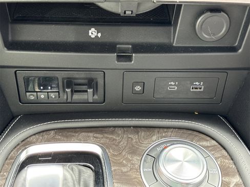 Used 2023 Nissan Armada Platinum w/ Captain's Chairs Package image 34