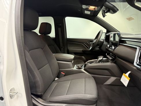 New 2026 GMC Canyon Elevation image 14