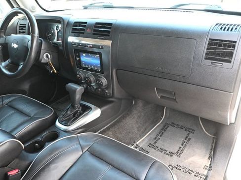 Used 2006 HUMMER H3 AWD/4WD image 10