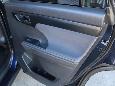 Used 2023 Toyota Highlander LE image 48