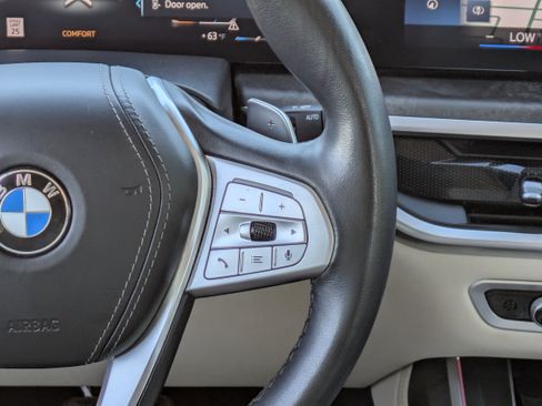 Used 2023 BMW X7 xDrive40i w/ Executive Package image 22