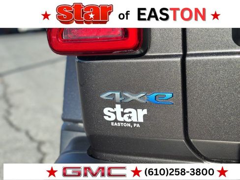 Used 2022 Jeep Wrangler Unlimited Sahara w/ Cold Weather Group image 42