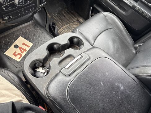 Used 2017 RAM 1500 Laramie w/ Convenience Group image 26