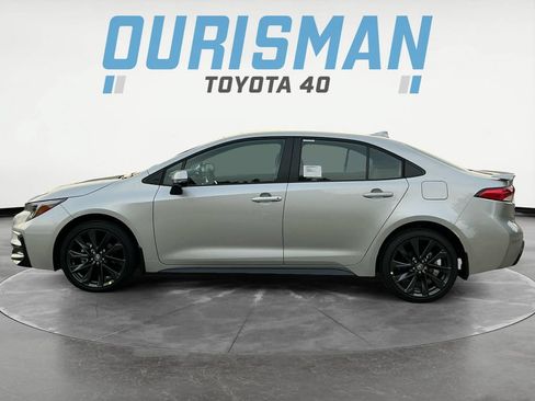 Used 2026 Toyota Corolla SE FWD image 4