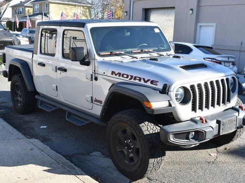Used 2022 Jeep Gladiator Mojave w/ LED Lighting Group image 4