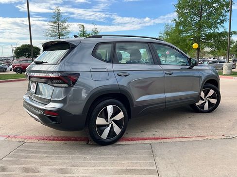 Used 2025 Volkswagen Taos S image 6