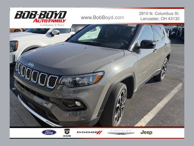 Used 2023 Jeep Compass Limited AWD/4WD image 1