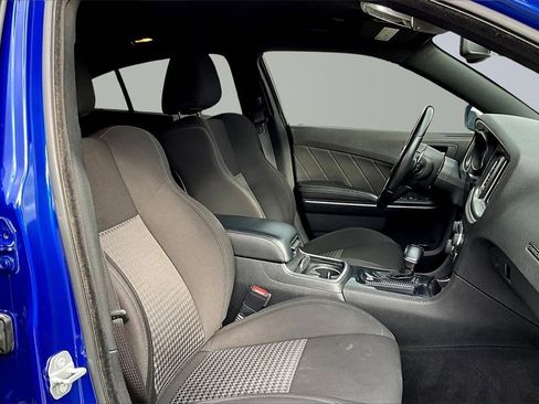 Used 2022 Dodge Charger R/T w/ Performance Handling Group image 7