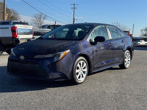 Used 2024 Toyota Corolla LE image 7