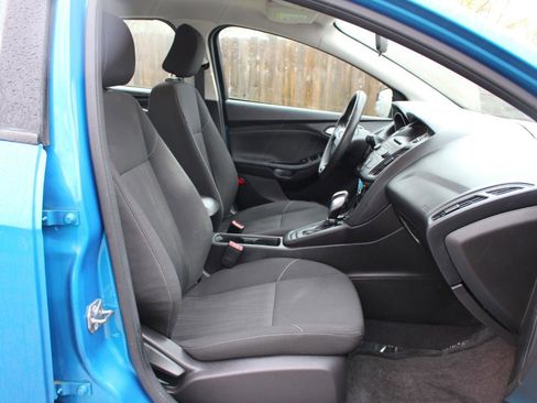 Used 2015 Ford Focus SE image 36