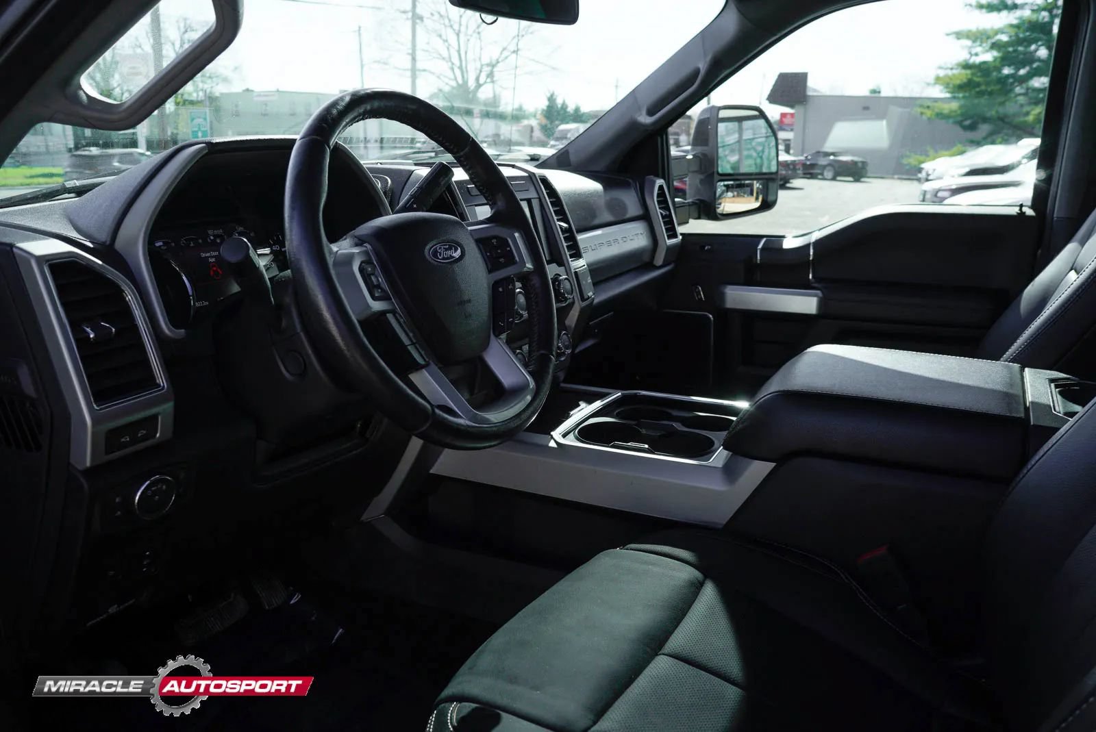 Used 2020 Ford F350 Lariat AWD/4WD image 21