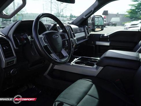 Used 2020 Ford F350 Lariat image 21