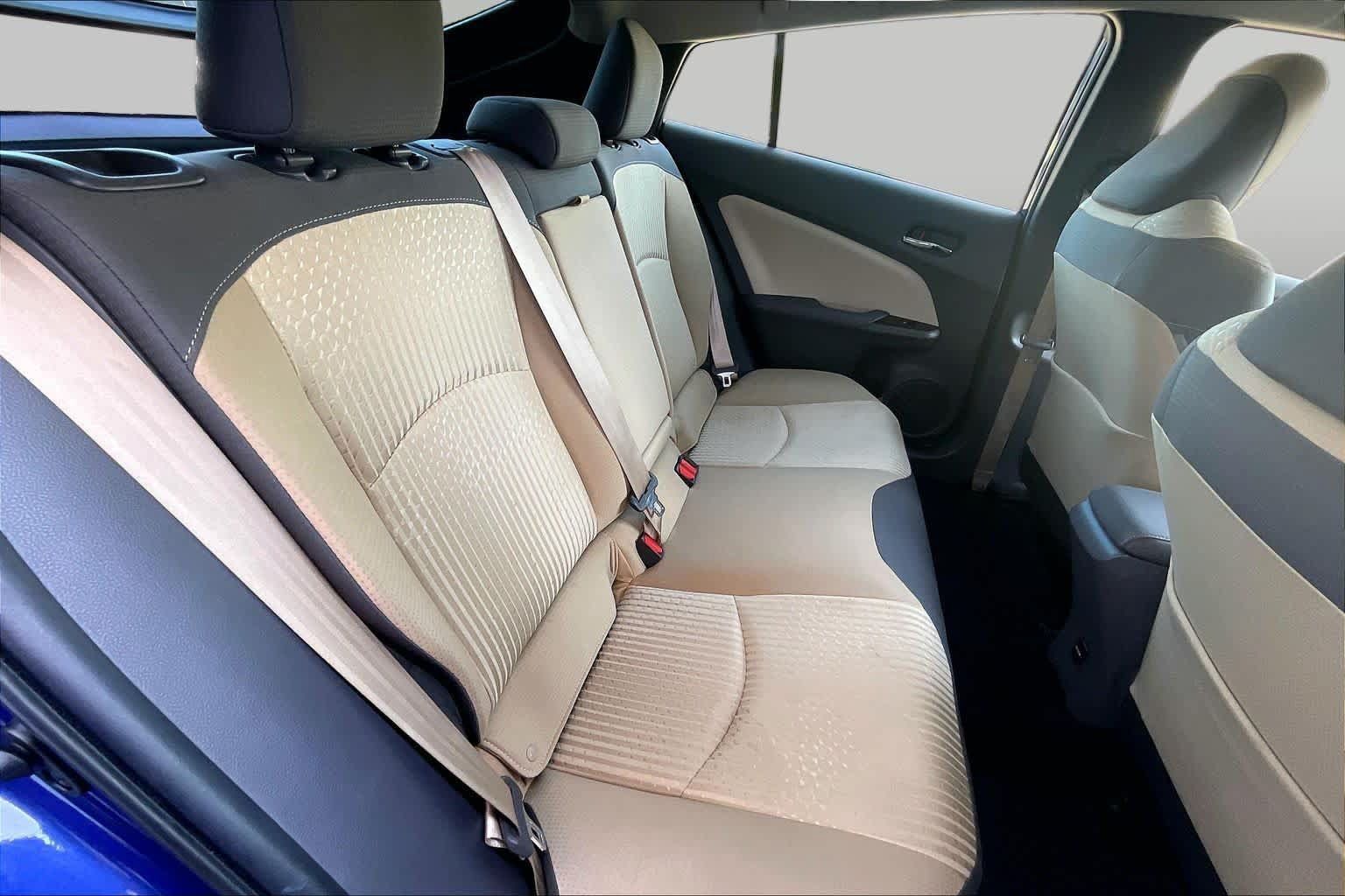 Used 2018 Toyota Prius Three FWD image 20