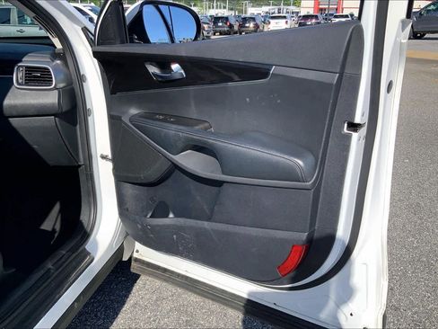 Used 2020 Kia Sorento L FWD image 22
