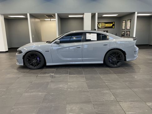 Used 2022 Dodge Charger Scat Pack w/ Daytona Edition Group image 7