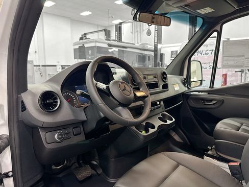 New 2026 Mercedes-Benz Sprinter 3500 image 10