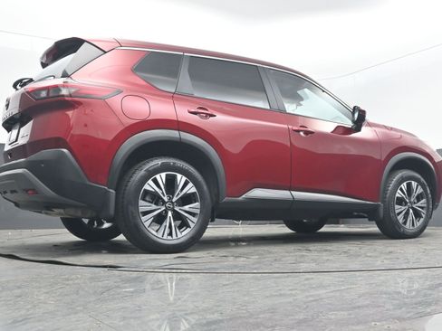 Certified 2023 Nissan Rogue SV image 27