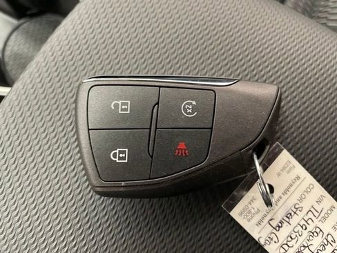 New 2026 Chevrolet Equinox LT w/ Safety and Technology Package AWD/4WD image 20