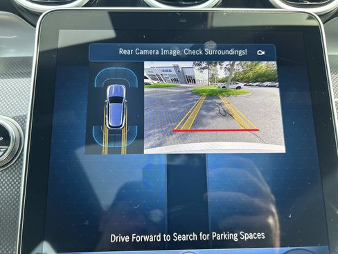 Used 2025 Mercedes-Benz GLC 43 AMG 4MATIC image 32