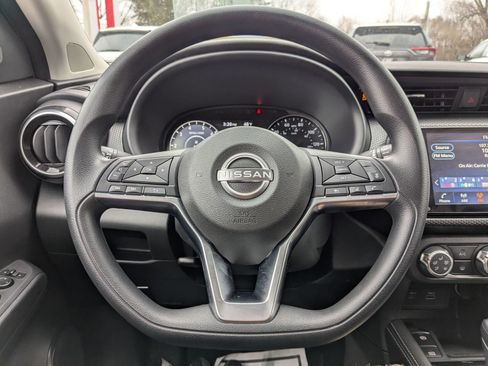 Certified 2023 Nissan Kicks SV image 14