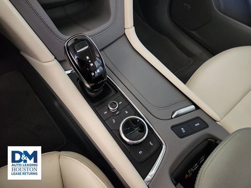 Used 2024 Cadillac XT6 Premium Luxury w/ Technology Package image 26