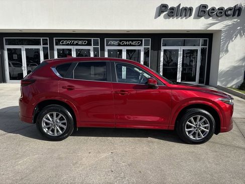 Used 2024 MAZDA CX-5 AWD 2.5 S w/ Preferred Package image 5