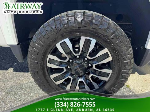 Used 2024 GMC Sierra 2500 Denali Ultimate AWD/4WD image 33